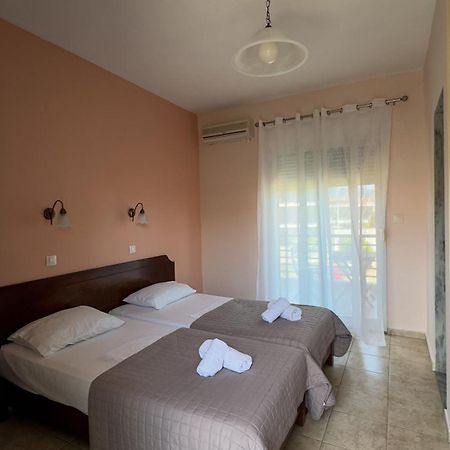 Tsipos Rooms Σταυρός Εξωτερικό φωτογραφία