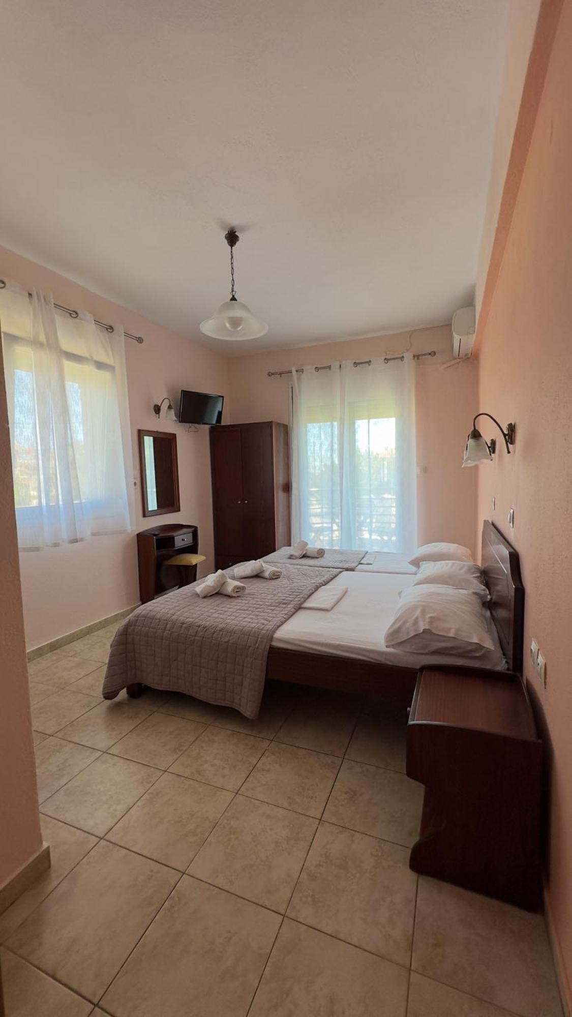 Tsipos Rooms Σταυρός Εξωτερικό φωτογραφία