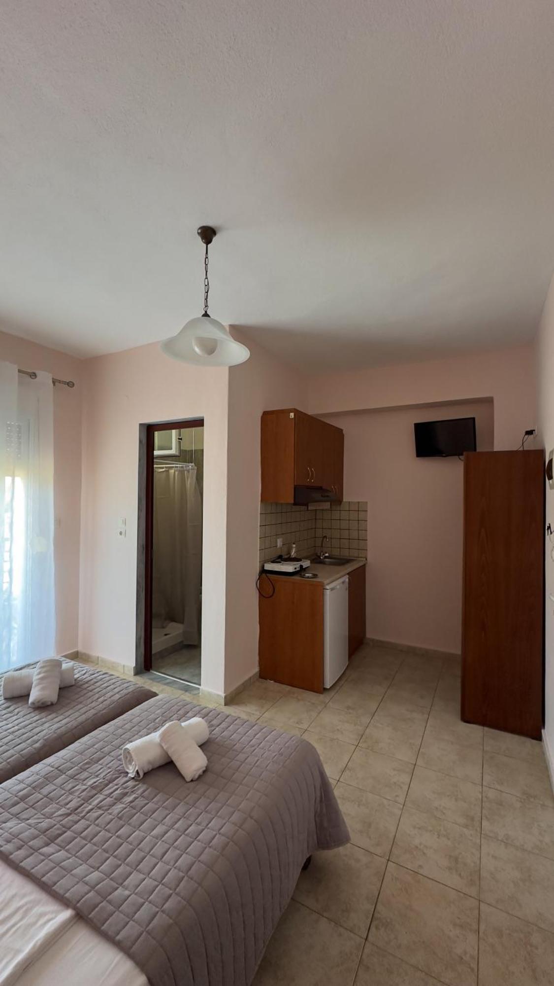 Tsipos Rooms Σταυρός Εξωτερικό φωτογραφία